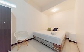 Urbanview Hotel 99 Syariah Banjarbaru